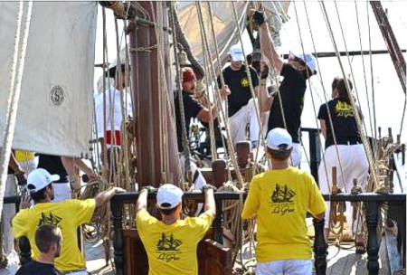 Posádka během regaty TSR 2013. Foto: Archiv La Grace.